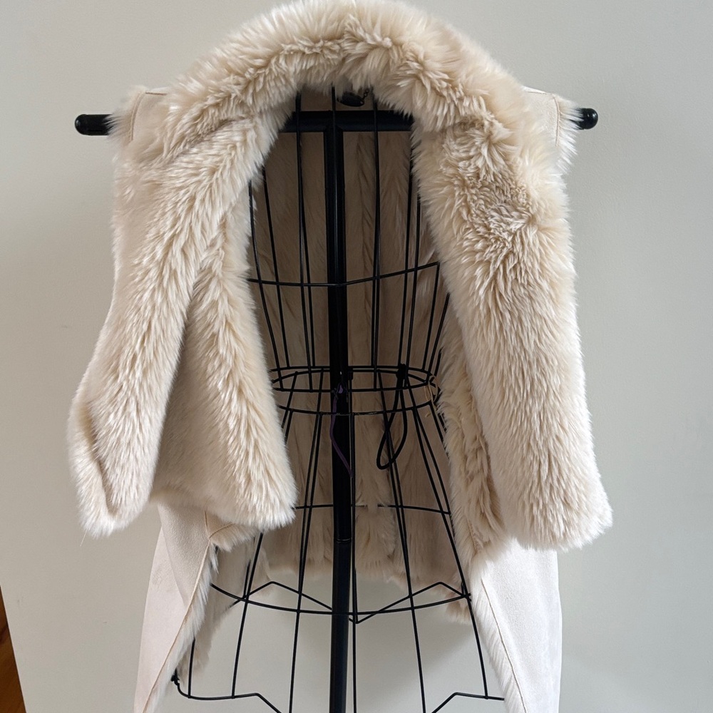 Scoop NYC Elegant Beige Teddy Jacket